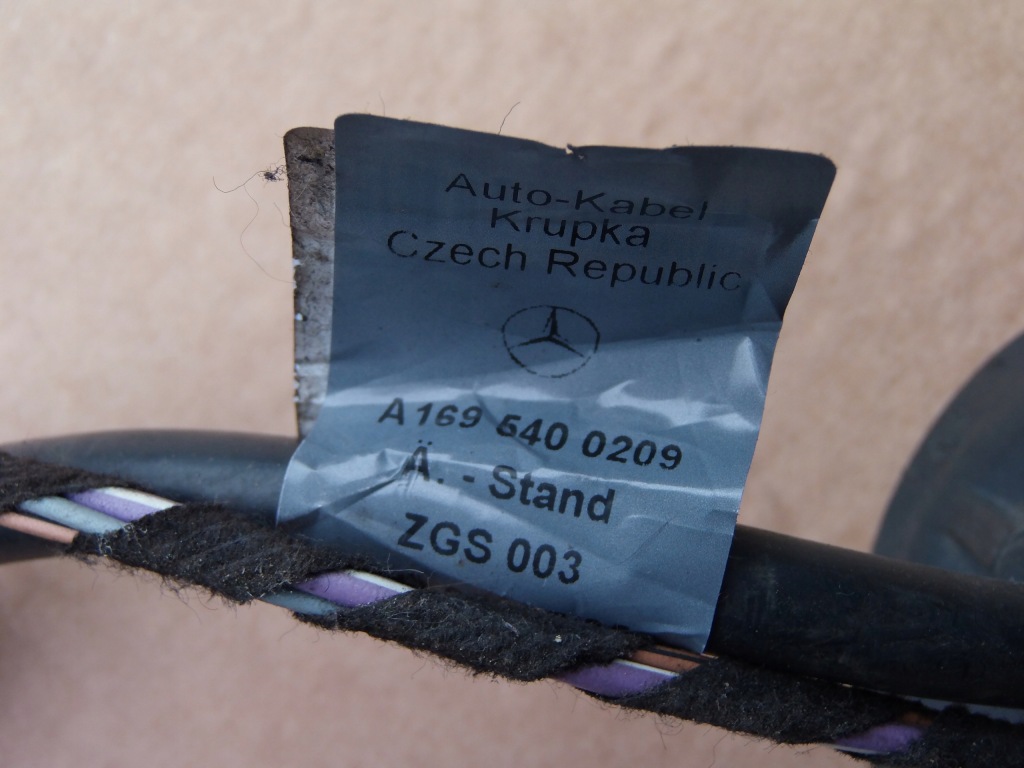 Электропроводка шланг стартер a1695400209 mercedes a klasa w169 европа  2.0 cdi Оригинал