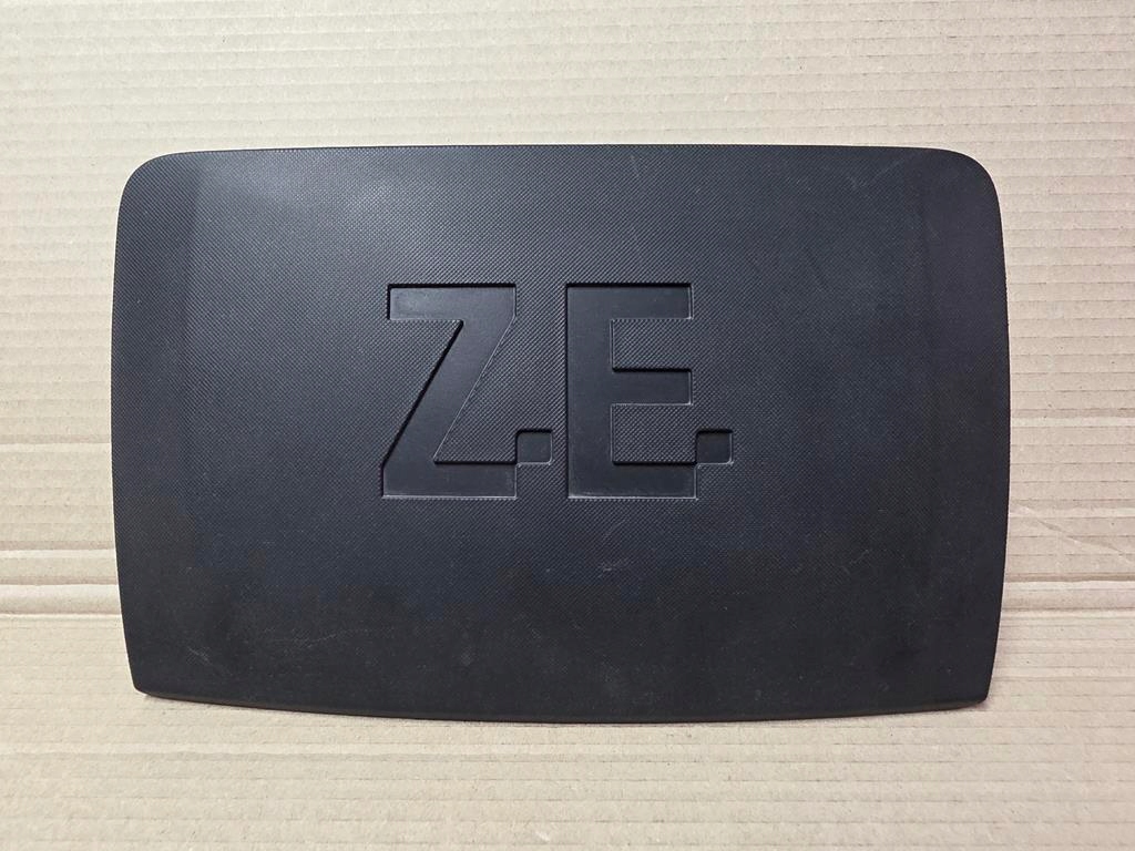 фото №1, Renault twizy 2012r кришка заглушка роз'єм заряджання 297869510r