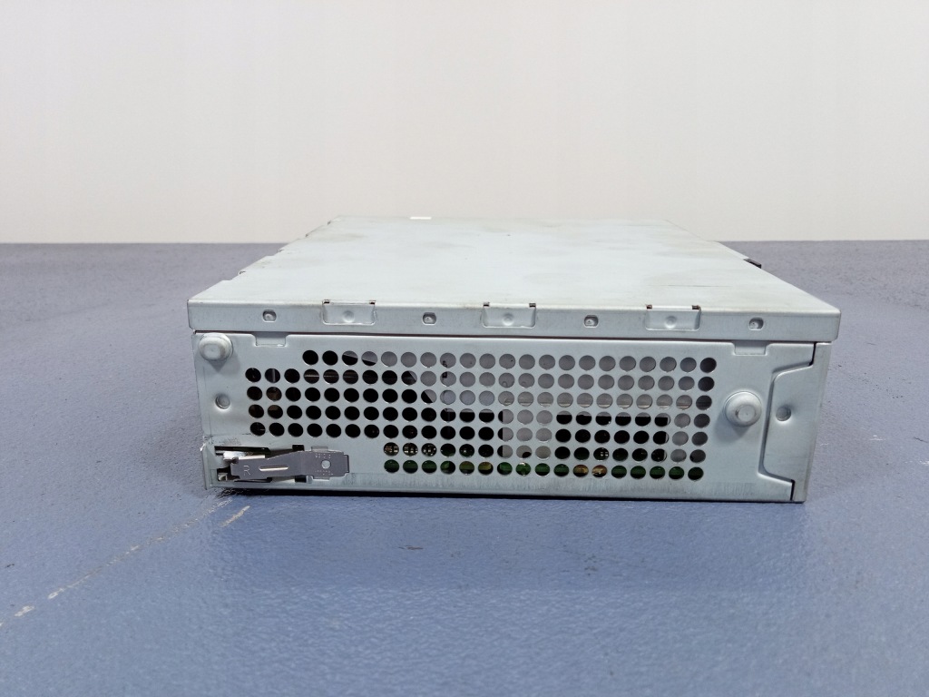 фото №2, Audi q7 i 4l тюнер радио 4f0035061