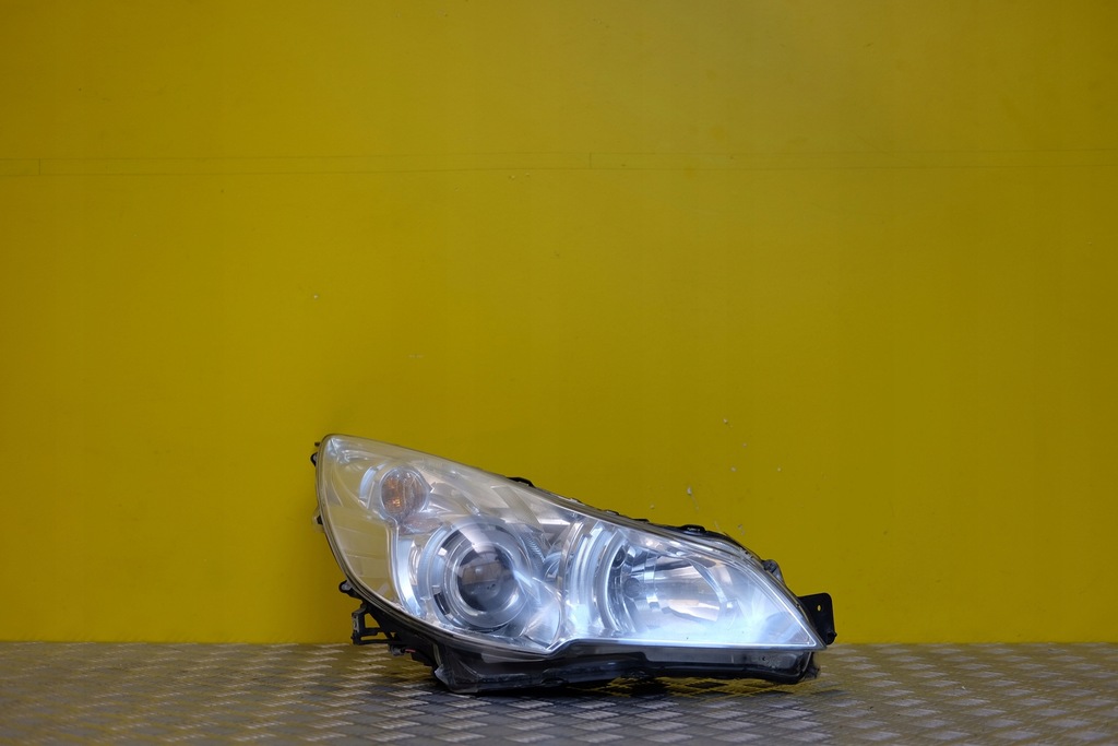 фото №1, Subaru legacy outback 2009-2013 фара лампа r
