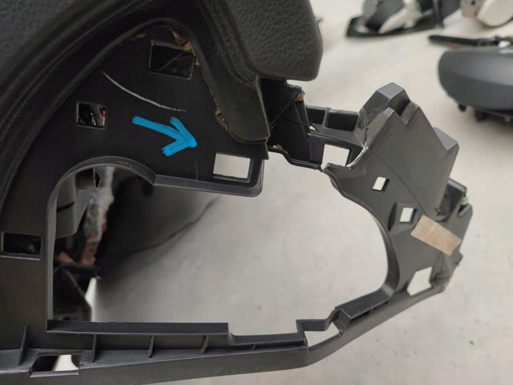 фото №11, Панель приладів консоль подушка безпеки ремені натягувачі peugeot 5008 i проекційний дисплей head up