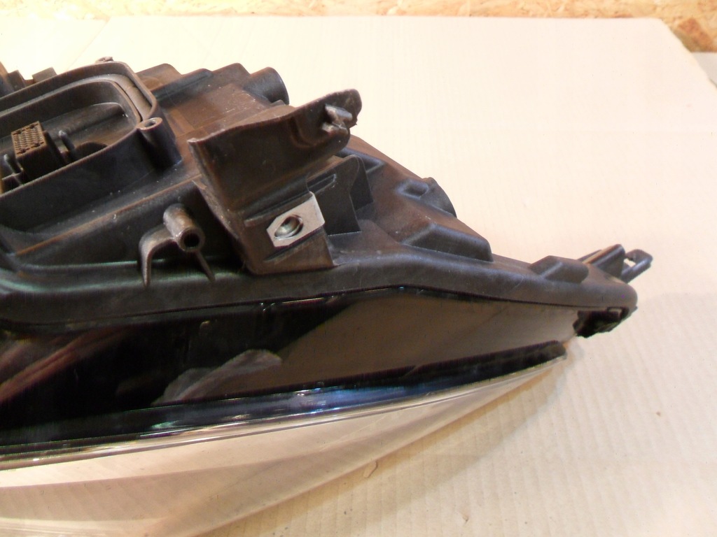 фото №14, Opel astra k 5 v led лампа права перед передній