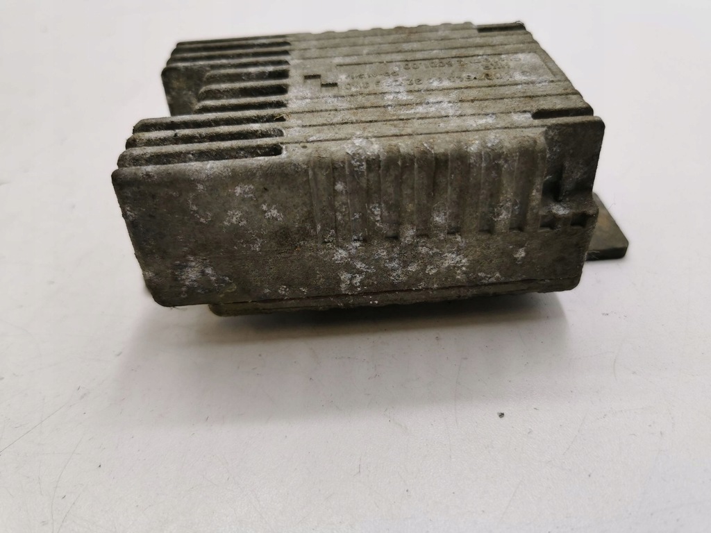 фото №5, Mercedes-benz a w168 2000 блок управления / модуль вентиляторов