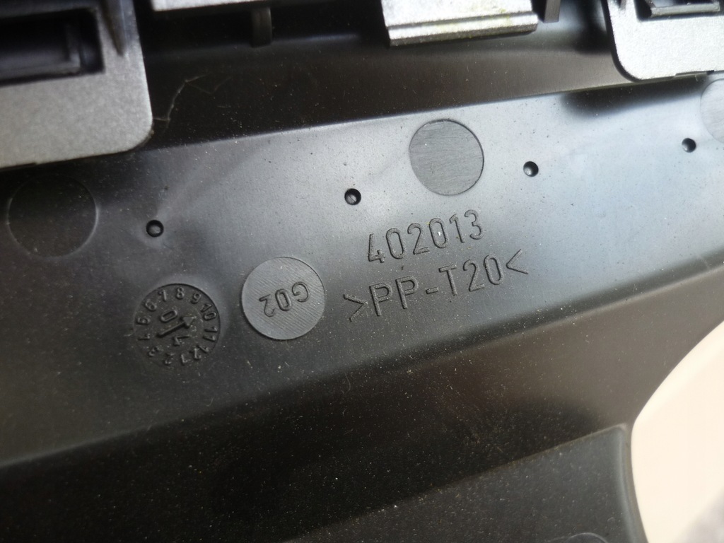 фото №15, Ґрати обдув середній seat altea toledo iii 5p1819110g ładne справні