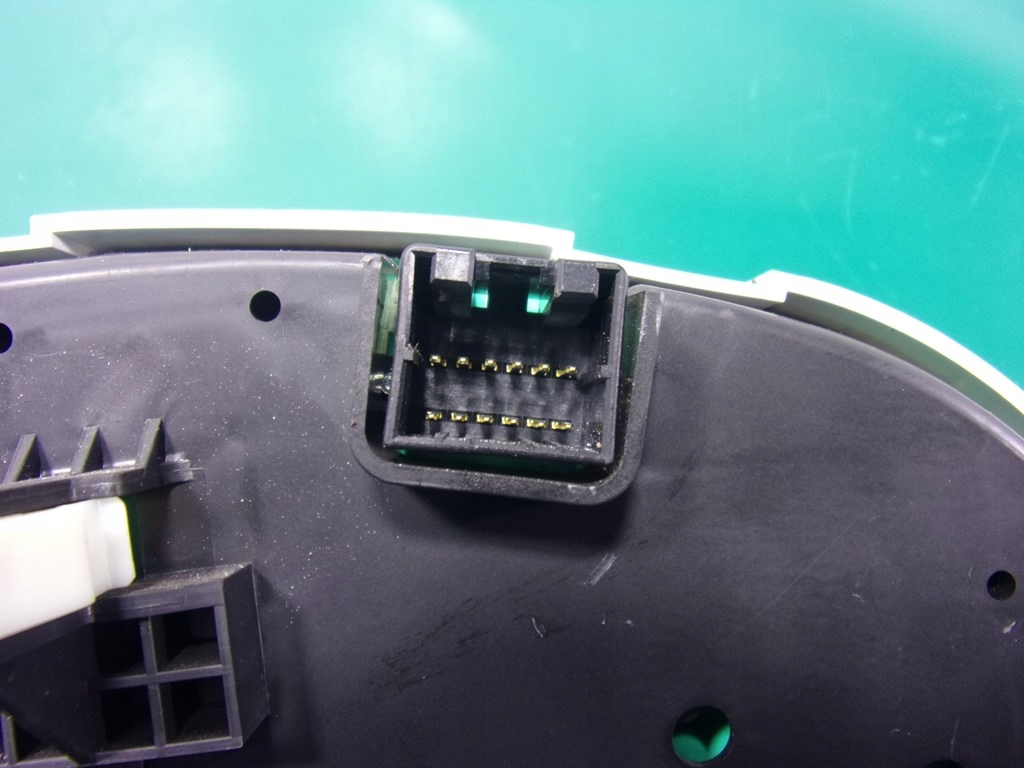 фото №4, Hyundai sonata v 2.0 crdi счетчик 94003-3k320