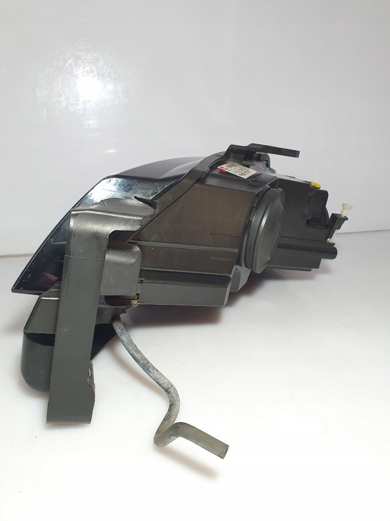 фото №13, A3 8p lift 2010r фара правий перед лампа комплектна europa super стан