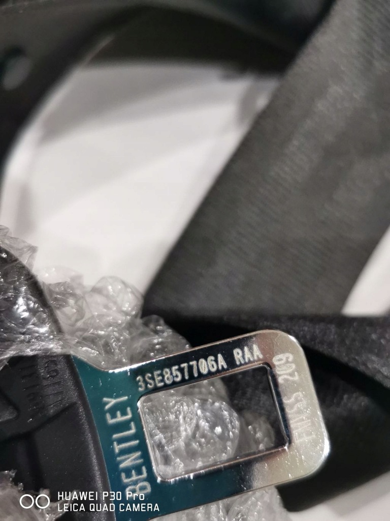 фото №6, Bentley flying spur iii - передние ремни