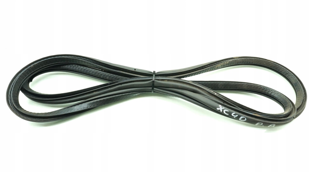 фото №1, Прокладка дверь правый перед правая volvo xc40 32229214