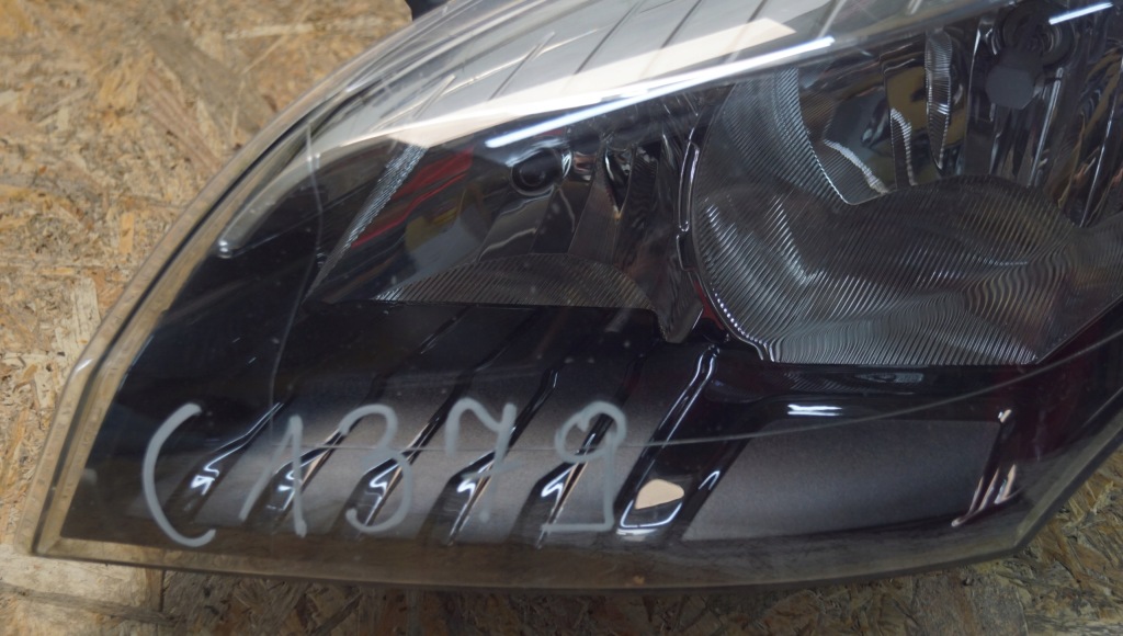 фото №3, Лампа левый перед renault megane iii lift 12-13