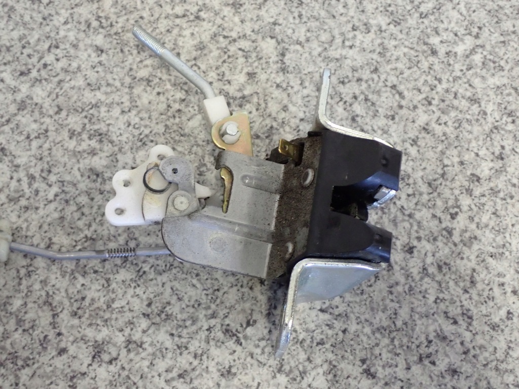 фото №5, Mitsubishi lancer kombi cs 03-07 замок крышки задняя