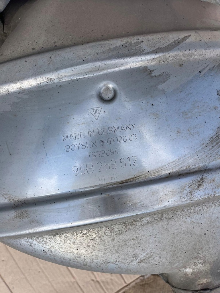 фото №7, Wydechy/tłumiki конечные/ трубы выпускные 95b253411d porsche macan 2.0tfsi