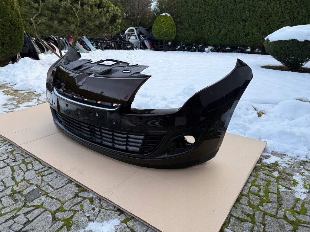 Бампер передний пол renault megane 3 рестайлинг  2011 - 2013 . Доставка