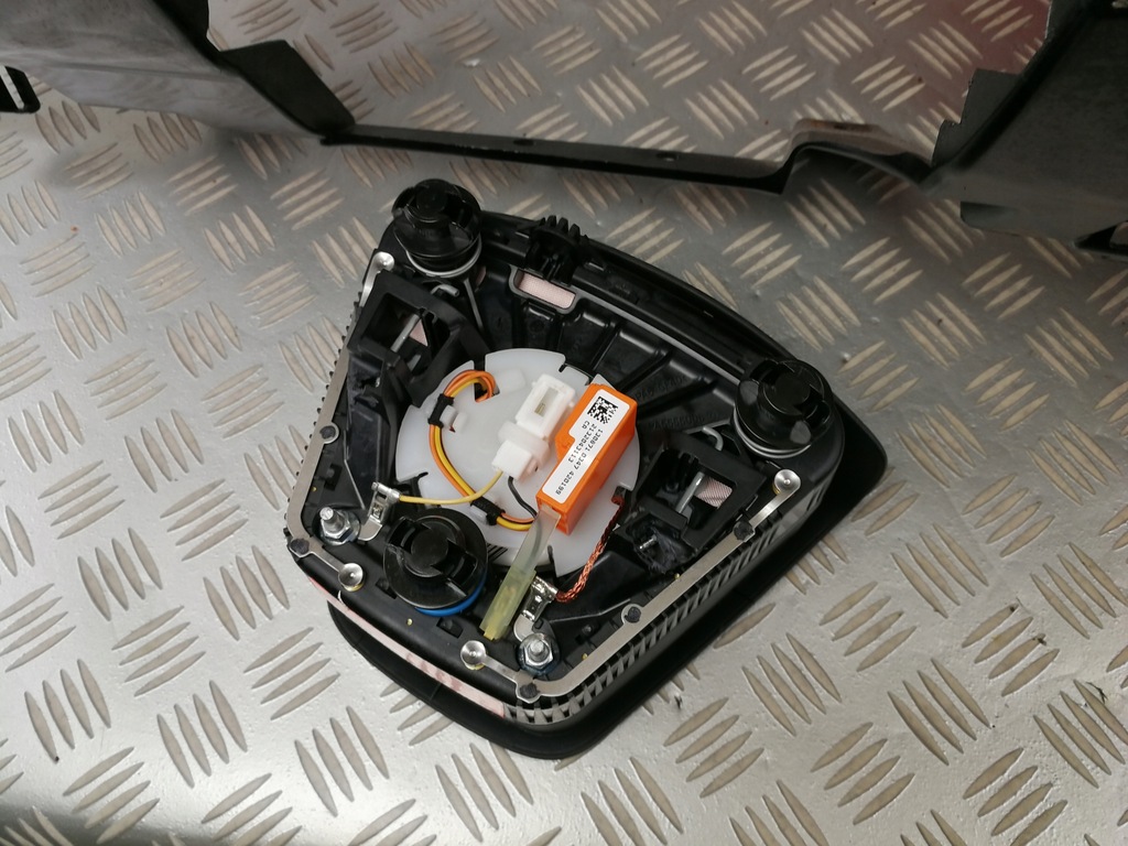 фото №13, Панель приладів приладова панель приладів подушки безпеки подушка безпеки ремені volvo v60 i lift 2013-2018 eu