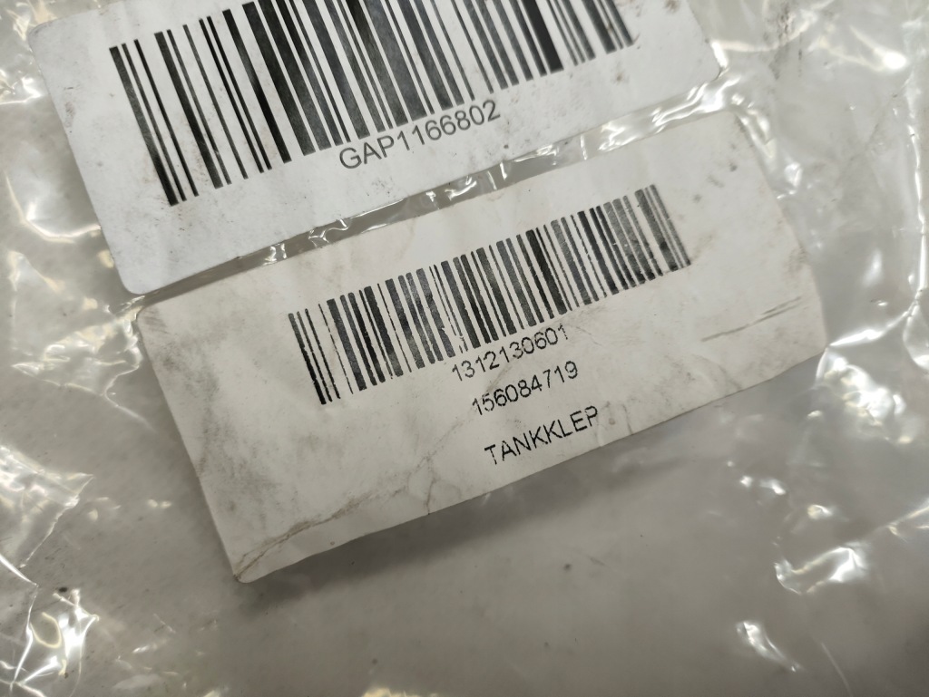 фото №4, Крышка заливной топлива alfa romeo mito nowa оригинальный номер