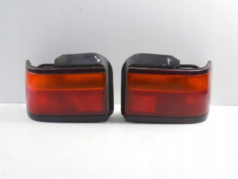 фото №1, Honda concerto лампа задняя левая правая 5d