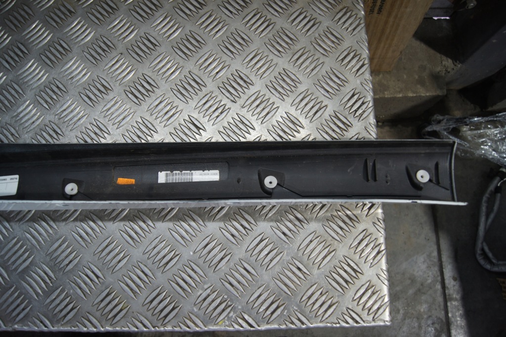 фото №12, Молдинг скло лобове права scenic iii 768349558r