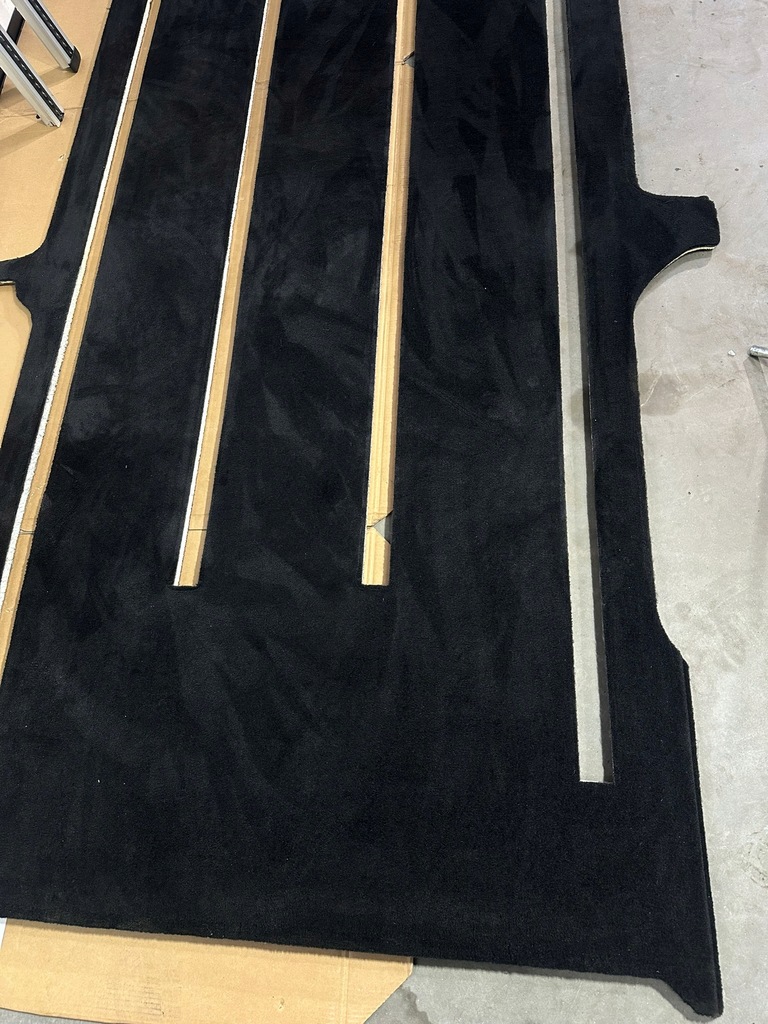 фото №8, Обшивка, килимок, підлога, велюр, рейки mercedes w447 cz, vito long 2.57