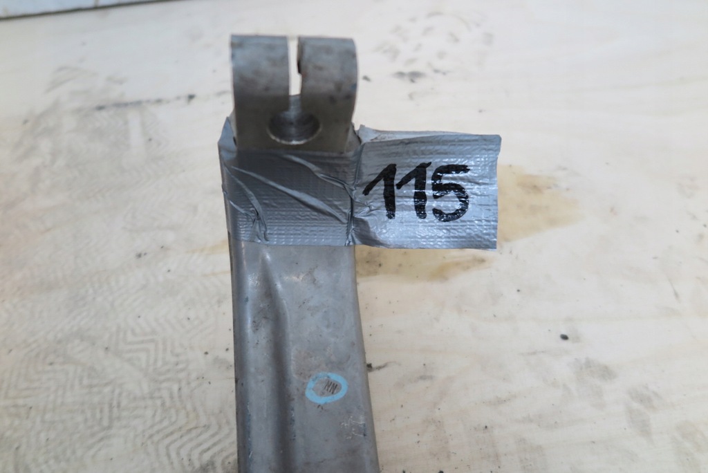 фото №3, Alfa romeo stelvio 2wd поворотный кулак левый перед ступица