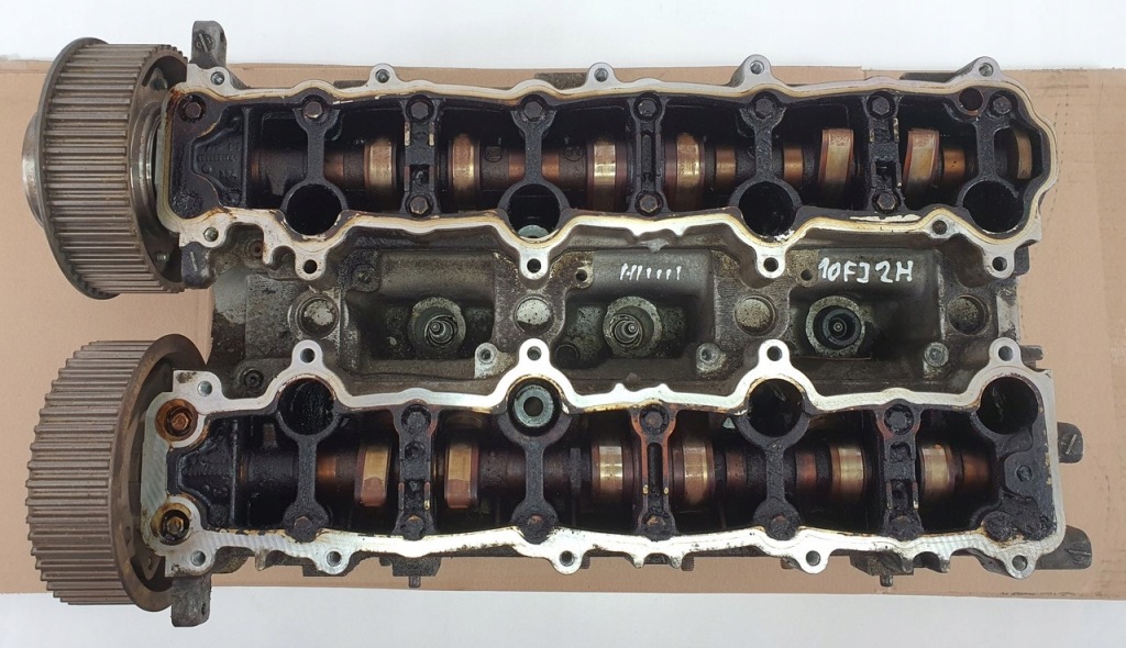фото №1, Головка двигателя citroen c5 3.0 10fj2h 9631076610