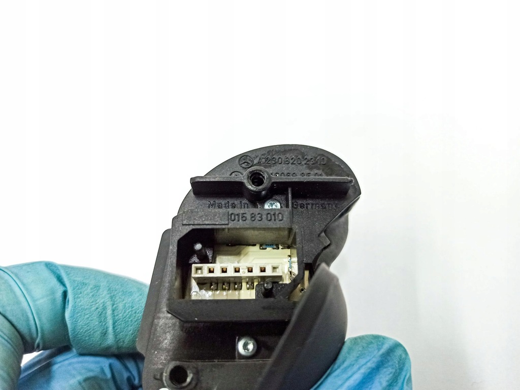 фото №10, Mercedes-benz c w203 2004 панелі керування, перемикачі