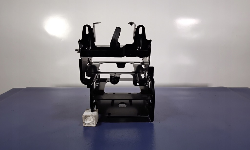 фото №1, Audi a6 c6 4f кишеня каркас радіо зчитувач navi