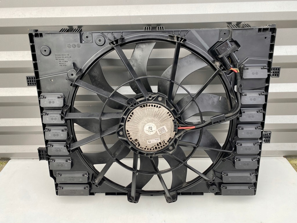 фото №1, Вентилятор радиатора porsche cayenne 7p 850w