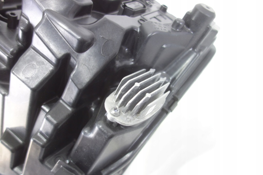 фото №5, Лампа перед права skoda octavia iv 5e4 full led