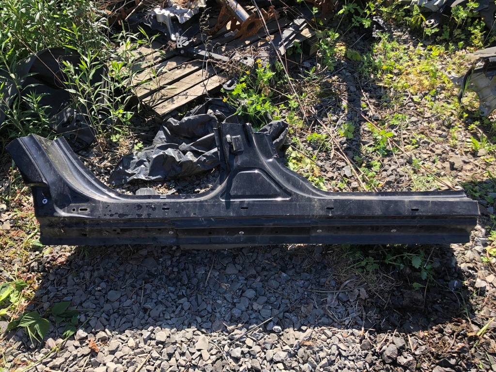 фото №1, Volvo xc60 08- блок двигателя b порог правый