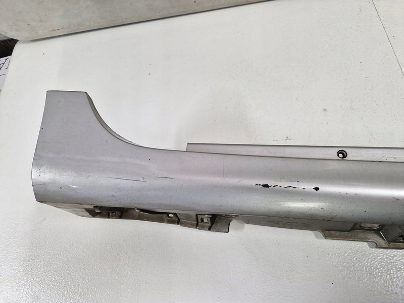 фото №9, Toyota matrix 2 ii e140 накладка молдинг порог порог правая 1f7 75850-02010