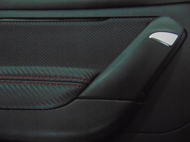 фото №4, Обшивка двері лівий перед renault megane iv rs