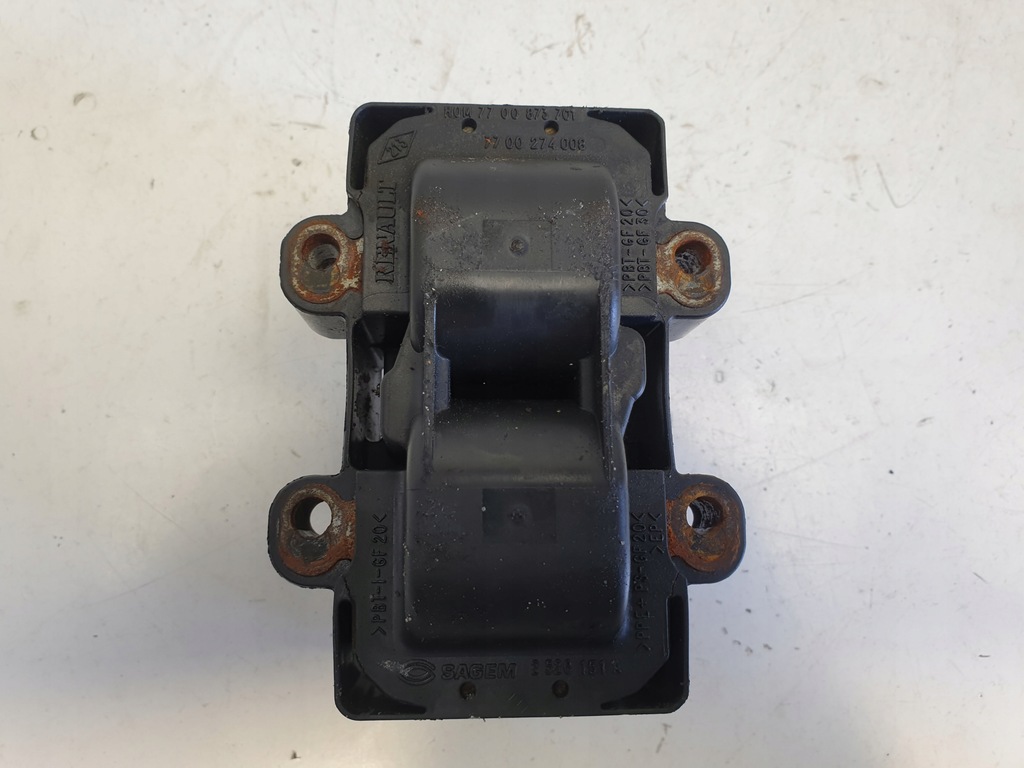 фото №8, Renault clio ii 1.2 8v катушка зажигания 7700274008
