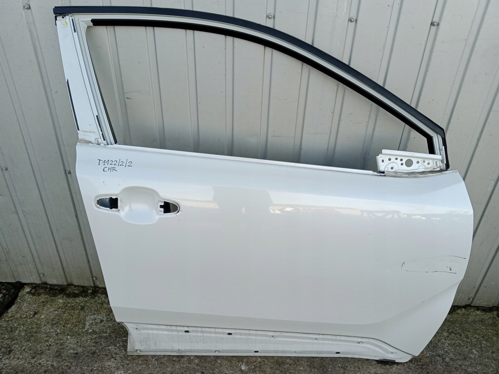 фото №10, Toyota c-hr 16- дверь правое передние