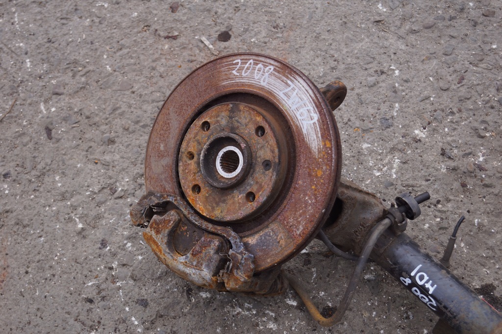 фото №4, Поворотный кулак правый перед peugeot 2008 i hdi