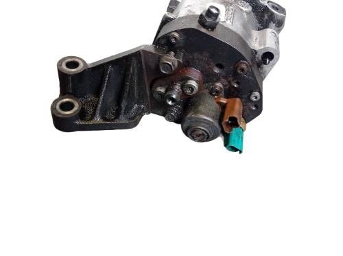 фото №8, Насос впрыскная kia carnival 2.9crdi r90044z071a 331004x700 delphi