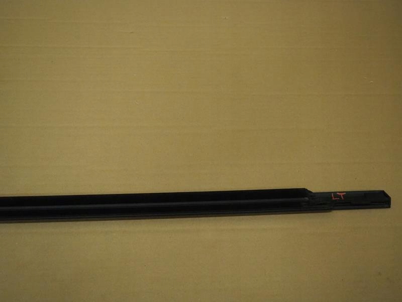 фото №6, Молдинг уплотнитель дверь левый задняя c3 aircross