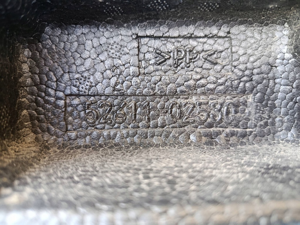 фото №12, Абсорбер бампера перед передній toyota corolla e21 sedan