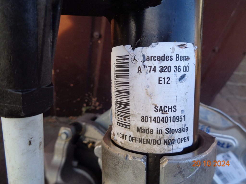 фото №9, Поворотний кулак амортизатор важіль комплект ліва права mercedes w174 cla najnowsz.