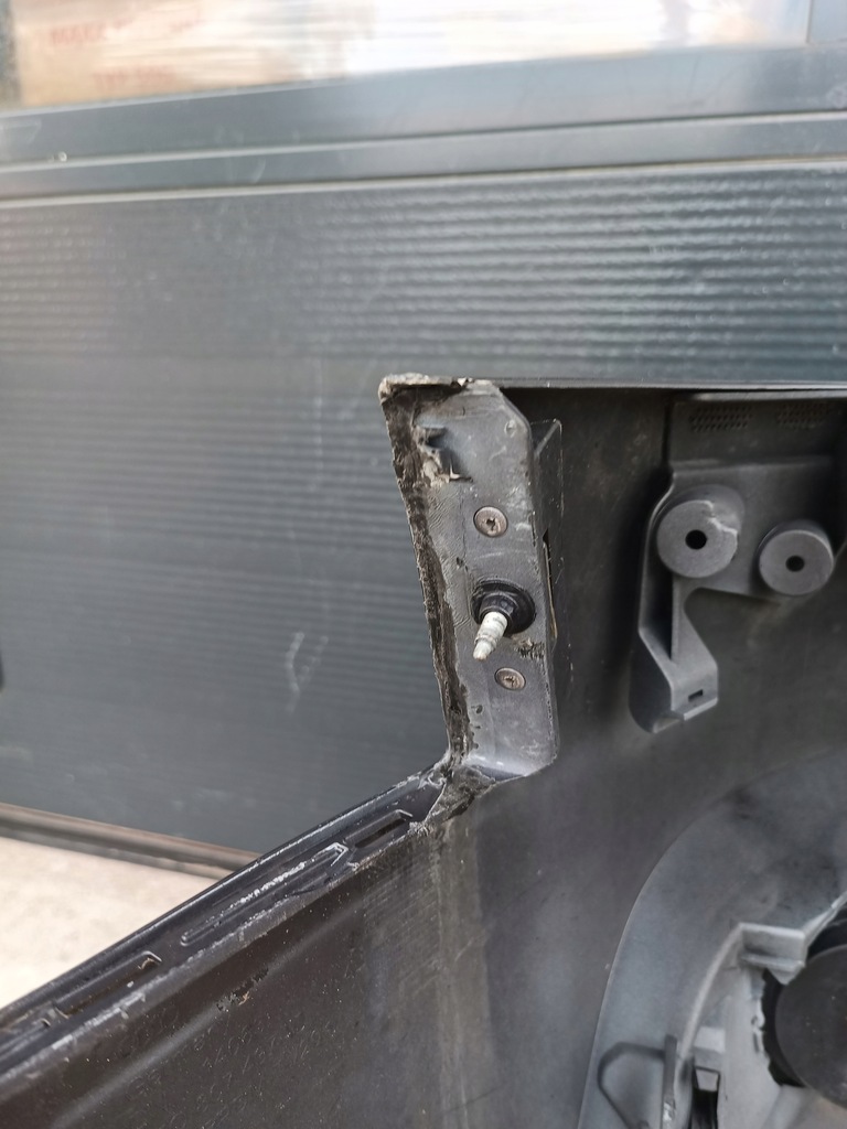 фото №11, Audi a6 c6 бампер перед передний kompletny s-line омыватель