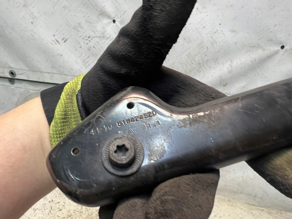 фото №4, Fiat doblo ii 10- combo d ролик дверь правая верхний