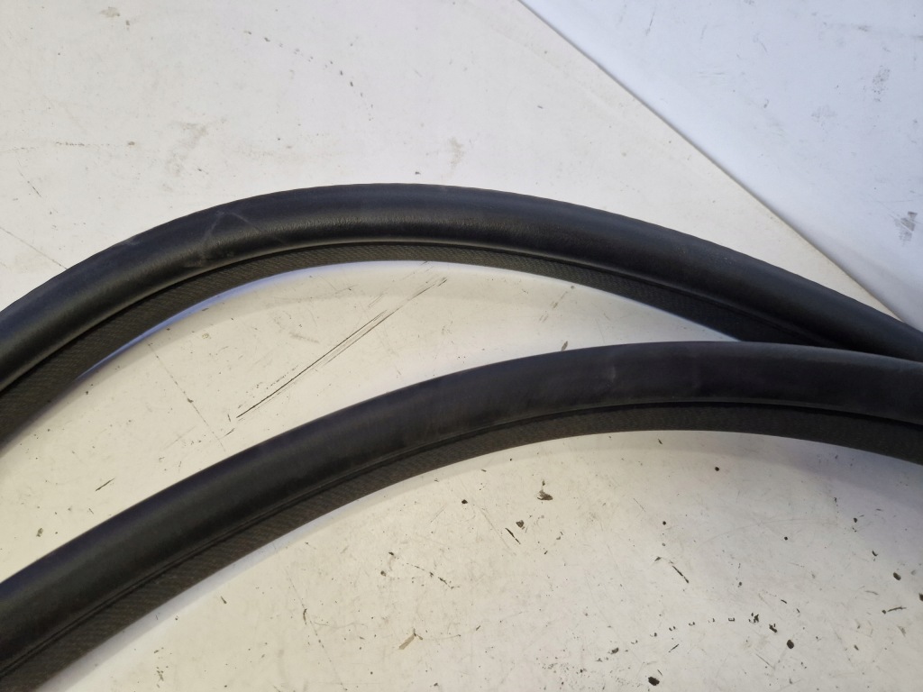 фото №5, Прокладка двері лівий задня mercedes b-klasa w246 1.5 cdi