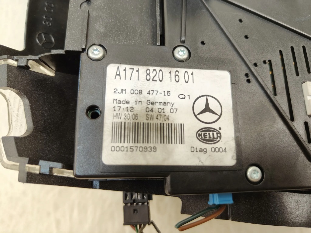 фото №5, Mercedes slkr r171 лампа лампа салону oświetlena кабіни a1718201601