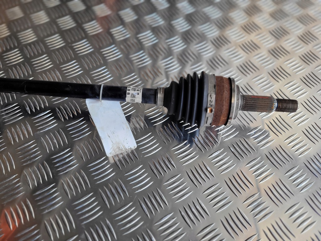 фото №9, Toyota yaris cross приводной вал передняя правая оригинал fv