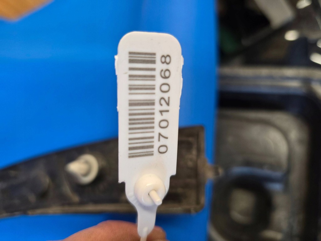 Молдинг крыла правый  перед bmw x1 u11 m набор 9881962 5a06114 Цена