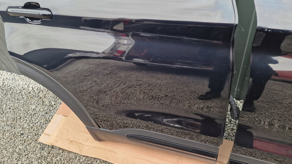 фото №6, Ford explorer 2020 2021 2022 2023 24 дверь правое задние задние задняя полный