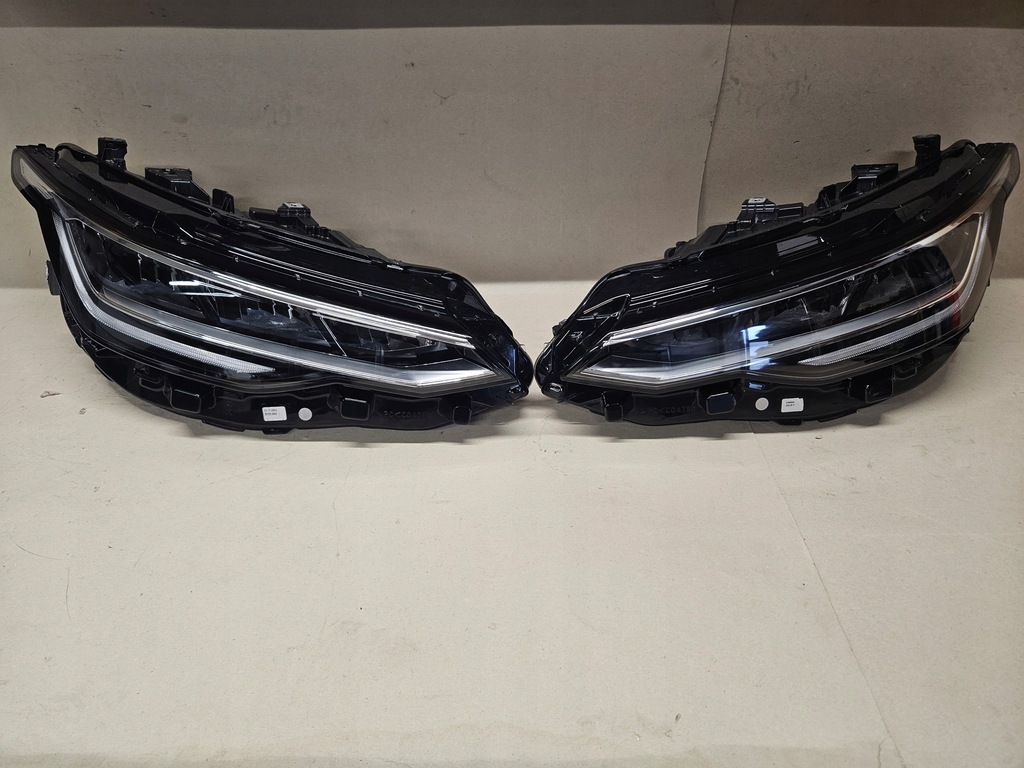 фото №1, Лампа левая правая передняя перед vw golf 8 viii 5h1 lift фара full led