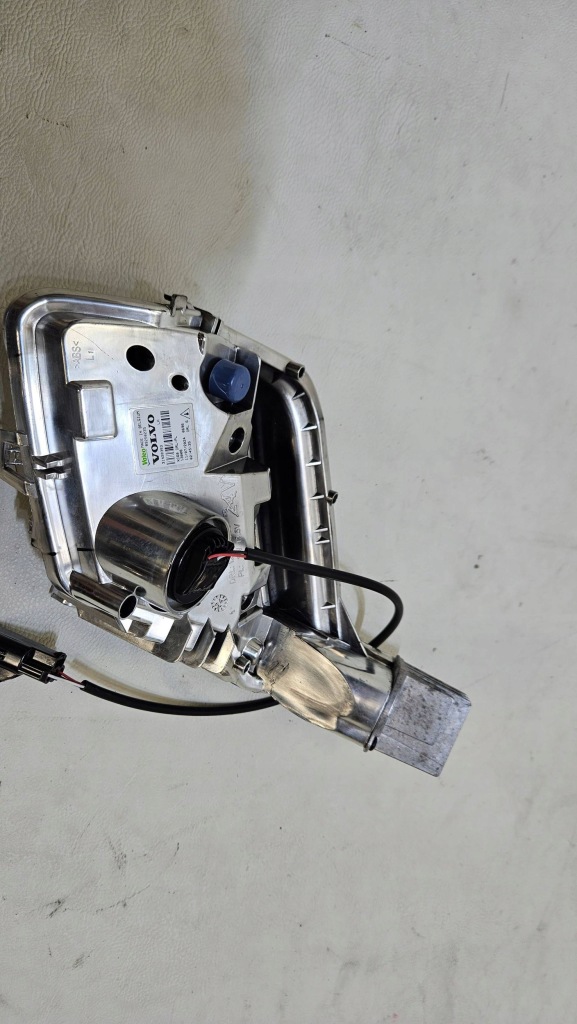 фото №7, Противотуманная фара led движение dziennej левый volvo xc06 lift 31420393