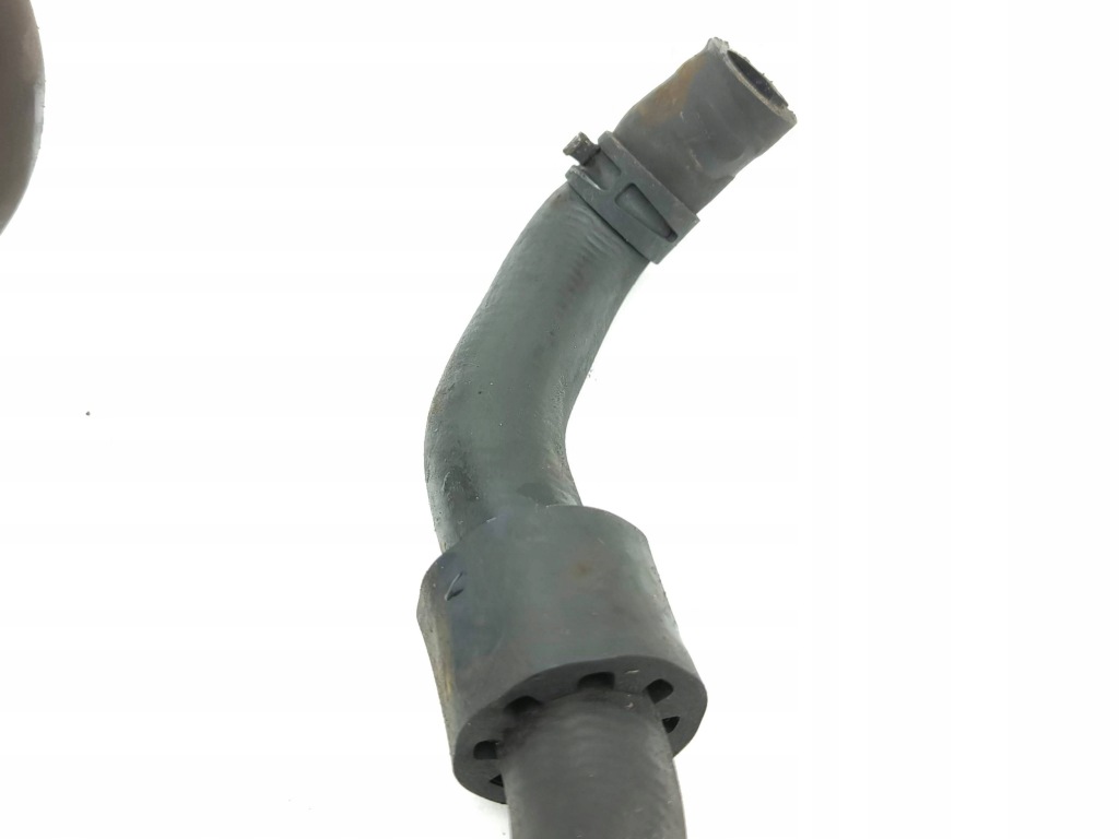 Seat ateca 2016 шланг / пабтрубок  радиатора с Разборки