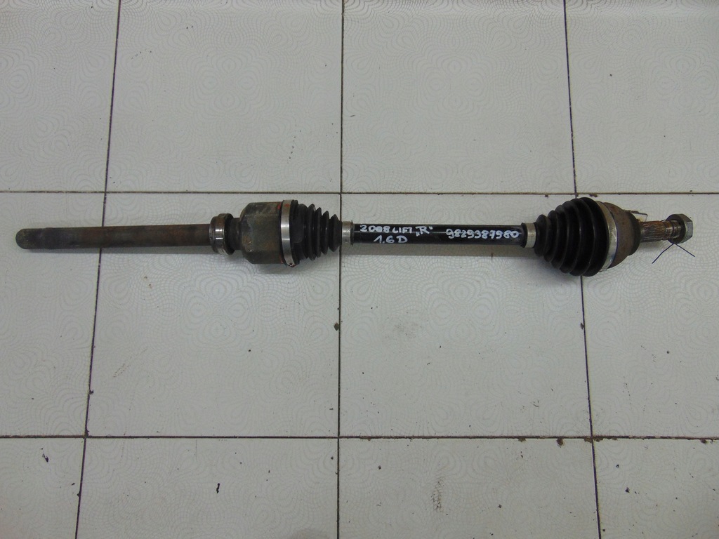 фото №1, Приводной вал правая peugeot 2008 lift 1.6d автоматическая коробка передач