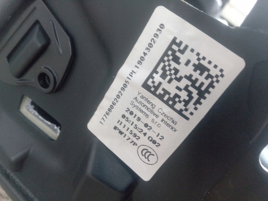 фото №4, Mercedes w177 приборная панель консоль uk