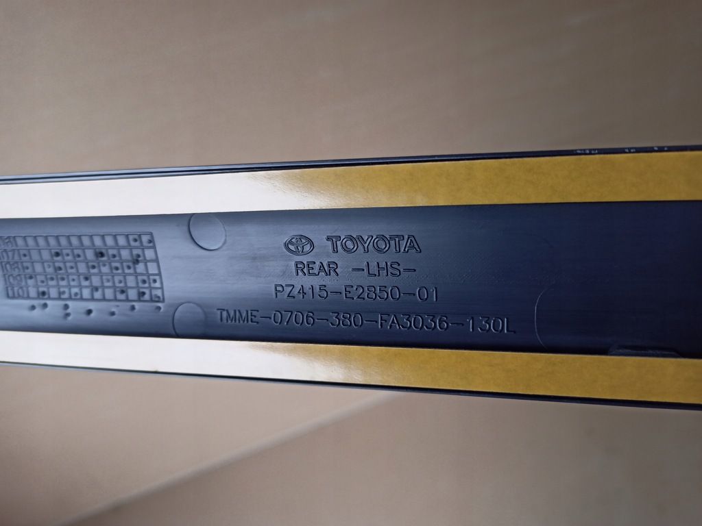 фото №5, Молдинг дверь левый задняя toyota auris ii corolla e15